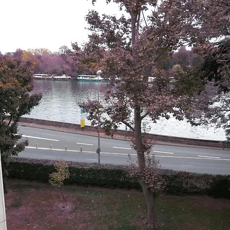 Parc Du Chateau Apartament Suresnes